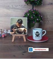 Erkek Kuaförü Fotoğraflı Dekoratif Taş, Ahşap Altlıklı Türk Kahvesi Fincanı Hediye (Model 3)