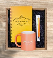 Kişiye Özel Pastel Renkli Ahşap Defter Kalem Kupa Seti 5 (Model 3)