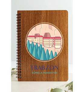 Trabzon Sümela Manastırı Şehir Tasarım Ahşap Kapaklı Defter Özel Kraft Kâğıt (Ceviz Rengi)
