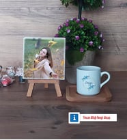 İsme Özel Doğum Günü Hediyesi Fotoğraflı Dekoratif Taş, Ahşap Altlıklı Türk Kahvesi Fincanı Hediye (Model 1)