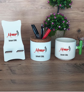 Memur Hediye Sepeti Kupa Bardak T Kulplu, Kalemlik ve Ahşap Telefon Standı Memura Hediye (Model 8)