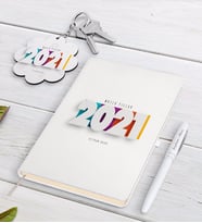 BK Gift Kişiye Özel 2024 Mutlu Yıllar Siyah Defter Kalem ve Anahtarlık Hediye Seti-5 (Model 2)