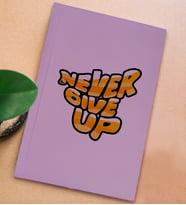 BK Gift Hayat Mottosu Tasarımlı Sert Kapaklı Lila Defter, Arkadaşa Hediye, Yeni İş Hediyesi, Doğum Günü Hediyesi, Anı Defteri (Model 3)