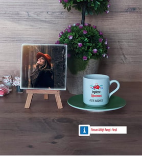 İngilizce Öğretmeni Fotoğraflı Dekoratif Taş, Ahşap Altlıklı Türk Kahvesi Fincanı Hediye Öğretmenler Günü Hediyesi (Model 9)