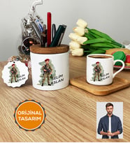 Kişiye Özel Karikatürlü Asker Hediye Seti Türk Kahvesi Fincanı, Kalemlik, Anahtarlık Askere Hediye Asker Sevgiliye Hediye (Ahşap)