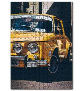 Cakapuzzle Antika Sarı Otomobil Yarım Plan Puzzle Yapboz MDF (Ahşap) (1000 Parça)