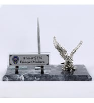 UÇAN KARTAL FİGÜRLÜ ALTIN GÜMÜŞ HUZUR VEREN MERMER SET MASA İSİMLİK OFİS MASA İSİMLİK HEDİYELİK (Gümüş)