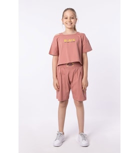 ORGANİK PAMUKLU BASKILI YÜKSEK BEL BOKSÖR KEMERLİ AÇIK OMUZLU CROP KESİM T-SHIRT (Mercan)