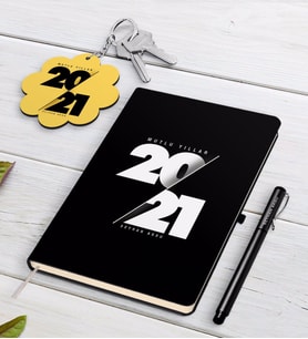 BK Gift Kişiye Özel 2024 Mutlu Yıllar Beyaz Defter Kalem ve Anahtarlık Hediye Seti-9 (Model 2)