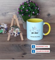 Yılın Annesi Kupa Bardak Beyaz ve Fotoğraflı Ahşap Anahtarlık Hediye (Model 7)