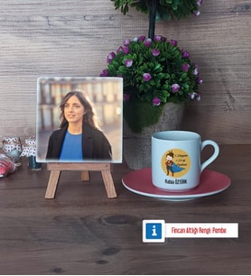Öğretmenler Günü Hediyesi Fotoğraflı Dekoratif Taş, Ahşap Altlıklı Türk Kahvesi Fincanı Hediye (Model 6)
