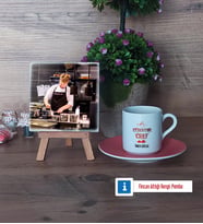 Aşçıya Hediye Fotoğraflı Dekoratif Taş, Ahşap Altlıklı Türk Kahvesi Fincanı Hediye (Model 6)