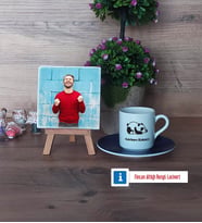 Uykucu Panda Fotoğraflı Dekoratif Taş, Ahşap Altlıklı Türk Kahvesi Fincanı Hediye (Model 4)