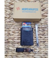 HKY İsme Özel Suni Mekanizmalı Kartlık & Cüzdan Kalem Anahtarlık Hediyeli (Siyah)