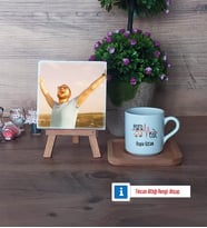 Paramedik Fotoğraflı Dekoratif Taş, Ahşap Altlıklı Türk Kahvesi Fincanı Hediye (Model 1)