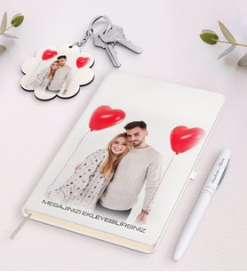BK Gift Kişiye Özel Fotoğraflı Mesajlı Siyah Defter Kalem Ve Anahtarlık Hediye Seti (Model 2)