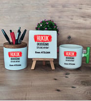 Hukuk Okuduğumu Söylemiş Miydim  Hediye Sepeti Kupa Bardak T Kulplu, Kalemlik ve Dekoratif Taş Hukuk Öğrencisine Hediye (Model 8)
