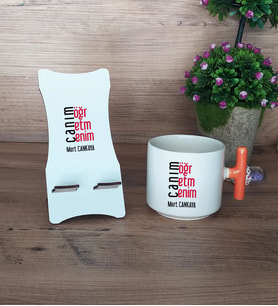 Öğretmene Hediye Canım Öğretmenim Hediye Sepeti Kupa Bardak T Kulplu ve Ahşap Telefon Standı Öğretmenler Günü Hediyesi (Model 7)