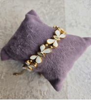 Vıp Gold KELEBEK Taşlı Bileklikler (Beyaz)