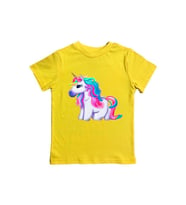 Unicorn baskılı pamuklu penye kumaş yazlık çocuk tişört (Sarı)