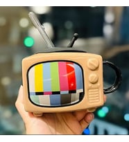450ml Yaratıcı Seramik Kupa Su Bardağı Ev Kapaklı Kupalar Saman Nostaljik Komik TV Kahve Süt Bardak (Bej)