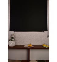 Siyah Düz Etek Dilimsiz Ferme Blackout P-5000 Zebra Stor Güneşlik Perde (Gül Rengi - Beyaz)