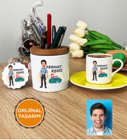 Kişiye Özel Karikatürlü Paramedik Hediye Seti Türk Kahvesi Fincanı, Kalemlik, Anahtarlık Erkek Paramediğe Tıp Bayramı Hediyesi (Sarı)