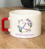 Kişiye Özel Çiçekli Z Harfli Hediye Lüks Fincan İsim Soyisim Yazılı (Kırmızı)