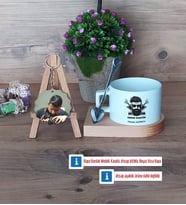 Erkek Kuaförü Kupa Bardak Beyaz ve Fotoğraflı Ahşap Anahtarlık Hediye (Model 8)