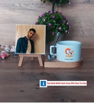 Grafiker Fotoğraflı Dekoratif Taş, Kupa Bardak Beyaz Hediye (Model 8)