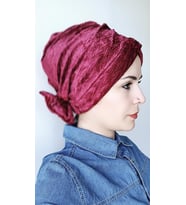 Kadın Kadife Fiyonklu Bone (Bordo)