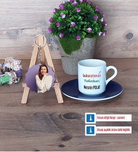 Laboratuvar Teknikeri Türk Kahvesi Fincanı Ahşap Altlıklı ve Fotoğraflı Ahşap Anahtarlık Hediye (Model 4)