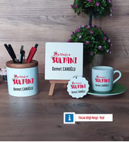 Mutfağın Sultanı Anneye Hediye Hediye Seti Dekoratif Taş, Kalemlik, Ahşap Altlıklı Türk Kahvesi Fincanı, Ahşap Anahtarlık Hediye (Model 9)