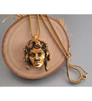 Antik Gotik Tarz Paslanmaz Çelik Mitolojik Medusa Kolye (Altın)
