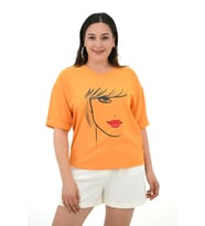 Kadın Büyük Beden Yüz Baskılı T-shirt 1788-25 (Hardal)