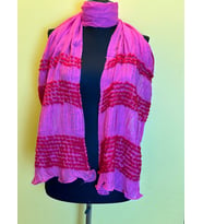 BÜZGÜLÜ BÜRÜMCÜK KUMAŞ TASARIM FULAR ŞAL 150X50 CM (Pembe)
