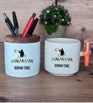 Kişiye Özel Jandarma Hediye Sepeti Kupa Bardak T Kulplu, Kalemlik Hediyeleri Askeri Personele Hediye, Jandarmaya Hediye (Model 7)