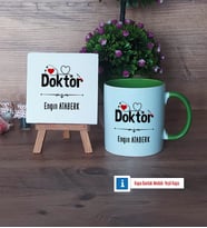 Doktor Dekoratif Taş, Kupa Bardak Kırmızı Hediye Tıp Bayramı Hediyesi Doktora Hediye (Model 13)