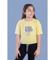 Toontoy Kız Çocuk Crop Model Kordon Detaylı Varak Baskılı Tişört (Sarı)