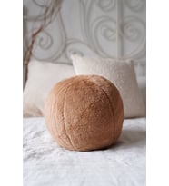 Peluş Top Yastık (KAHVE)