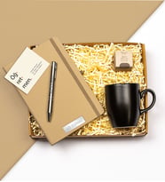 Kişiye Özel Öğretmenler Günü Hediye Seti- Çizgili Defter- Tükenmez Kalem- Seramik Kupa- Teashop Müslin Çay- Mum (Kahverengi)