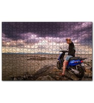 Cakapuzzle Kayalıklar Deniz Bulutlar ve Motorlu Adam  Puzzle Yapboz MDF (Ahşap) (255 Parça)