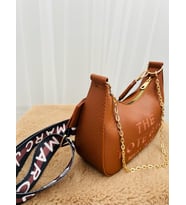 KADIN  ÇANTA YAZILI BAGET MODERN MODEL (Taba)