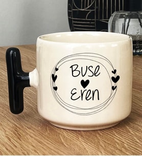 Kişiye Özel İki İsim Yazılı Hediye T Kupa Bardak Sevgililer Günü Hediyesi (Siyah)