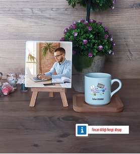 Web Tasarım Uzmanı Fotoğraflı Dekoratif Taş, Ahşap Altlıklı Türk Kahvesi Fincanı Hediye (Model 1)