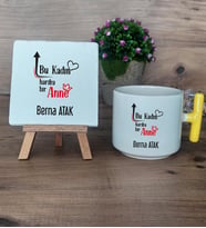 Bu Kadın Harika Bir Anne Hediye Seti Kupa Bardak T Kulplu ve Dekoratif Taş Anneye Doğum Günü Anneler Günü Hediyesi (Model 5)