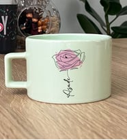 Kişiye Özel Gül ve İsim Yazılı Hediye Pastel Fincan Çiçek Desenli (Yeşil)