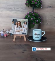 Hemşire Fotoğraflı Dekoratif Taş, Ahşap Altlıklı Türk Kahvesi Fincanı Hediye (Model 7)