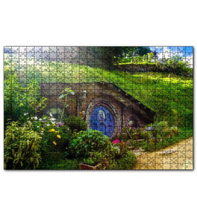 Cakapuzzle Hobbit Evi ve Bahçesi  Puzzle Yapboz MDF (Ahşap) (255 Parça)