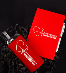 Sağlık Çalışanlarına Özel Kişiye Özel Defter Kalem Ve Matara Hediye Seti 94422 (Kırmızı)